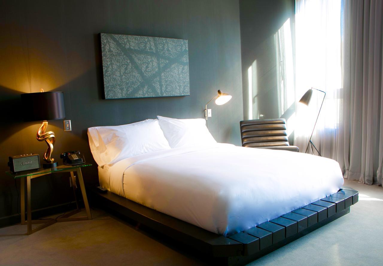 Tuck 4* Los Angeles